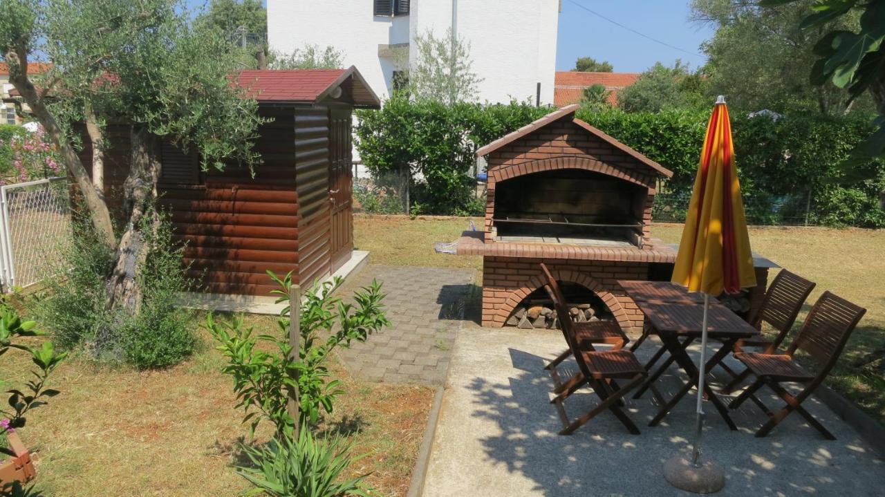 Studio Apartment Branka Malinska Exterior foto